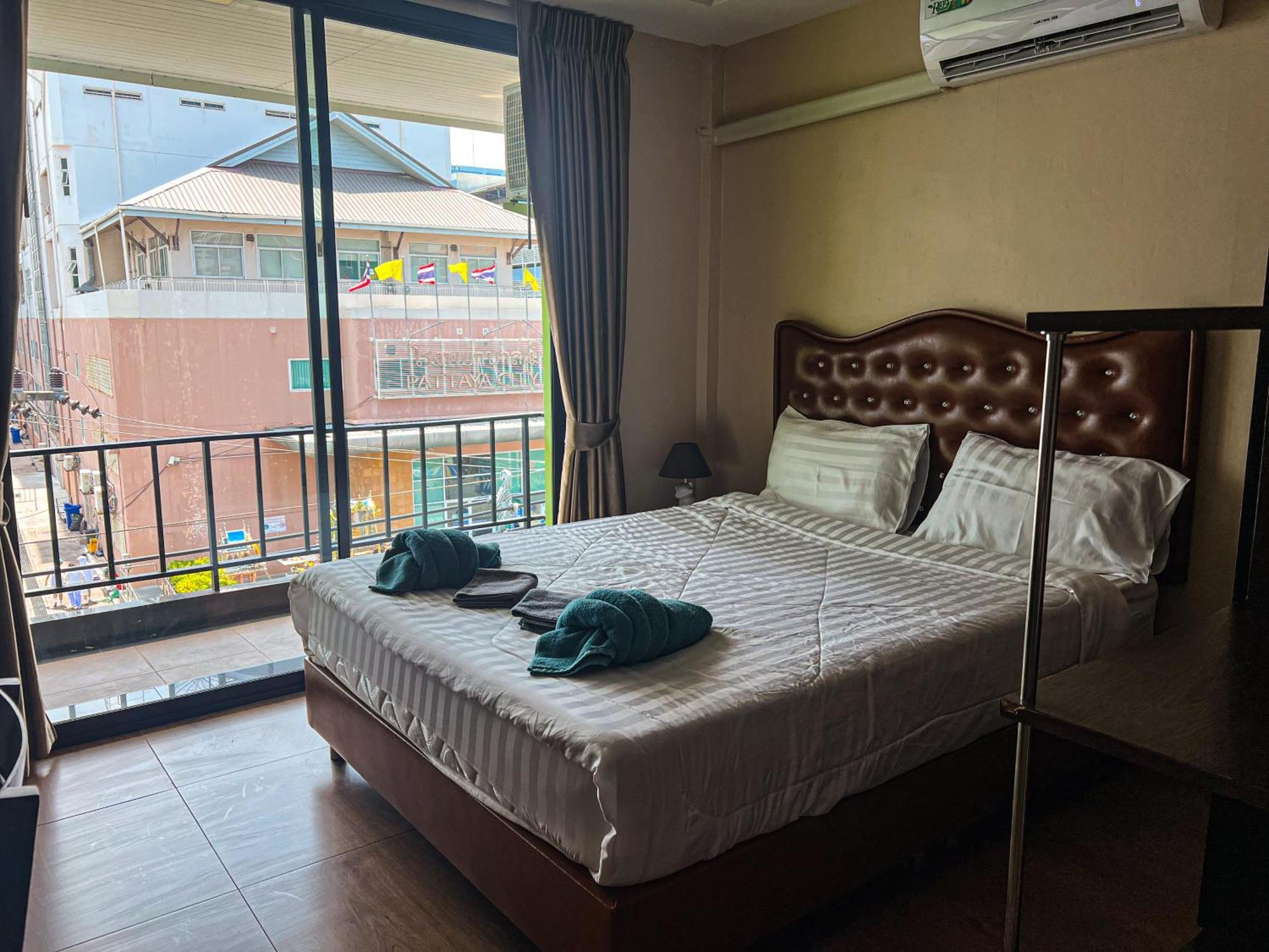 Smyrna Apartman Pattaja Kültér fotó