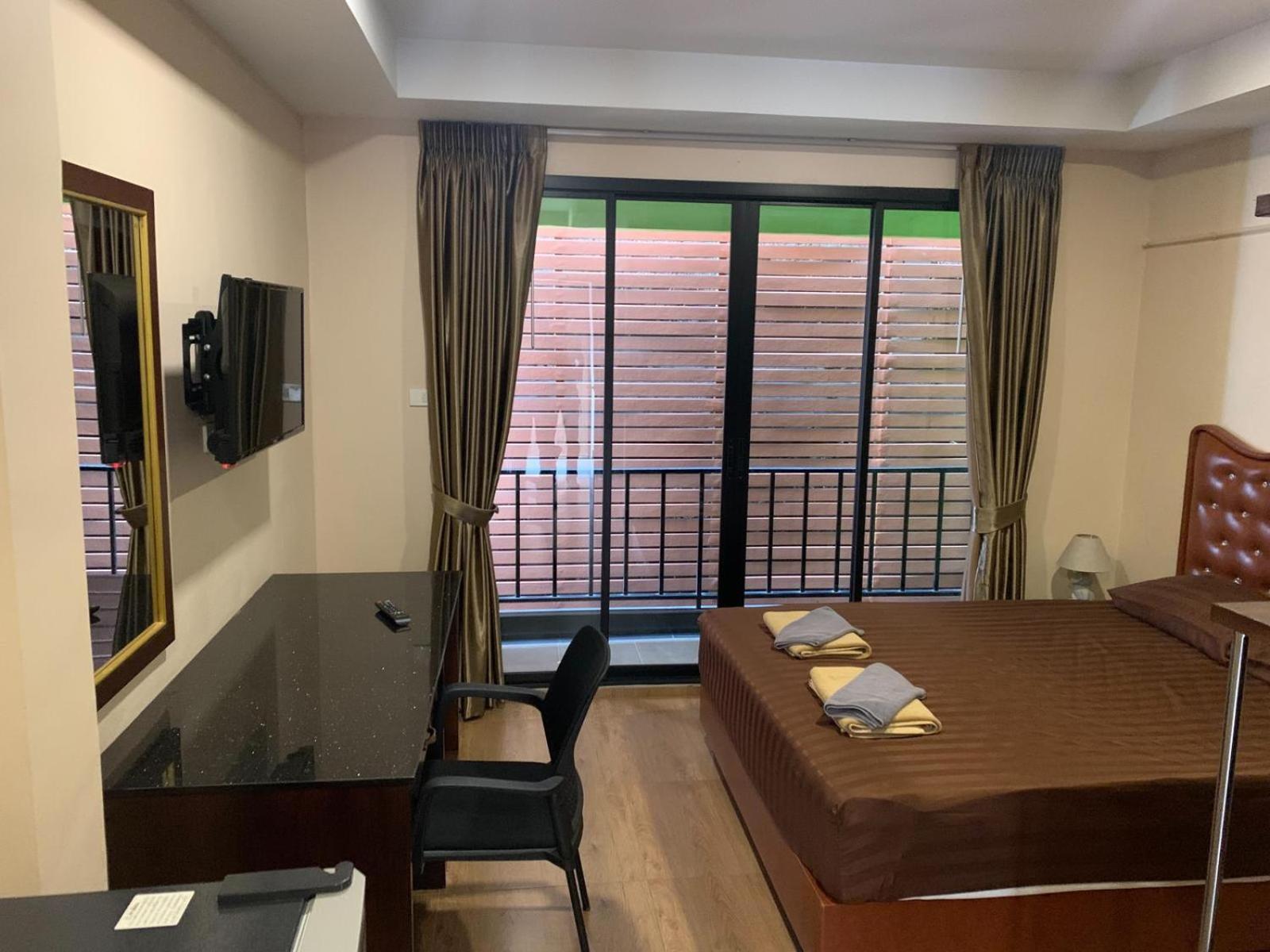 Smyrna Apartman Pattaja Kültér fotó